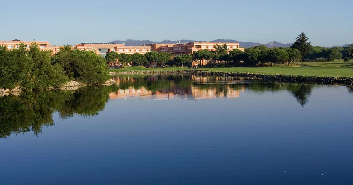 Een foto van de buitenkant van Hotel Quinta da Marinha Resort