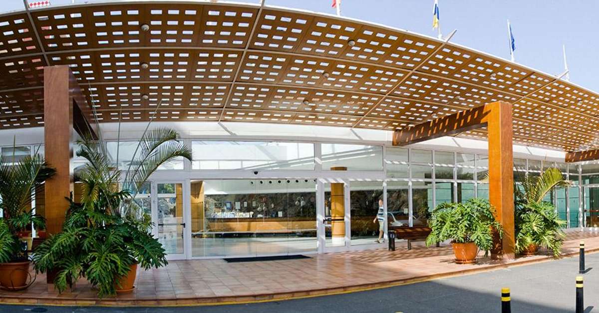 Een foto van de buitenkant van Mogan Princess & Beach Club Resort