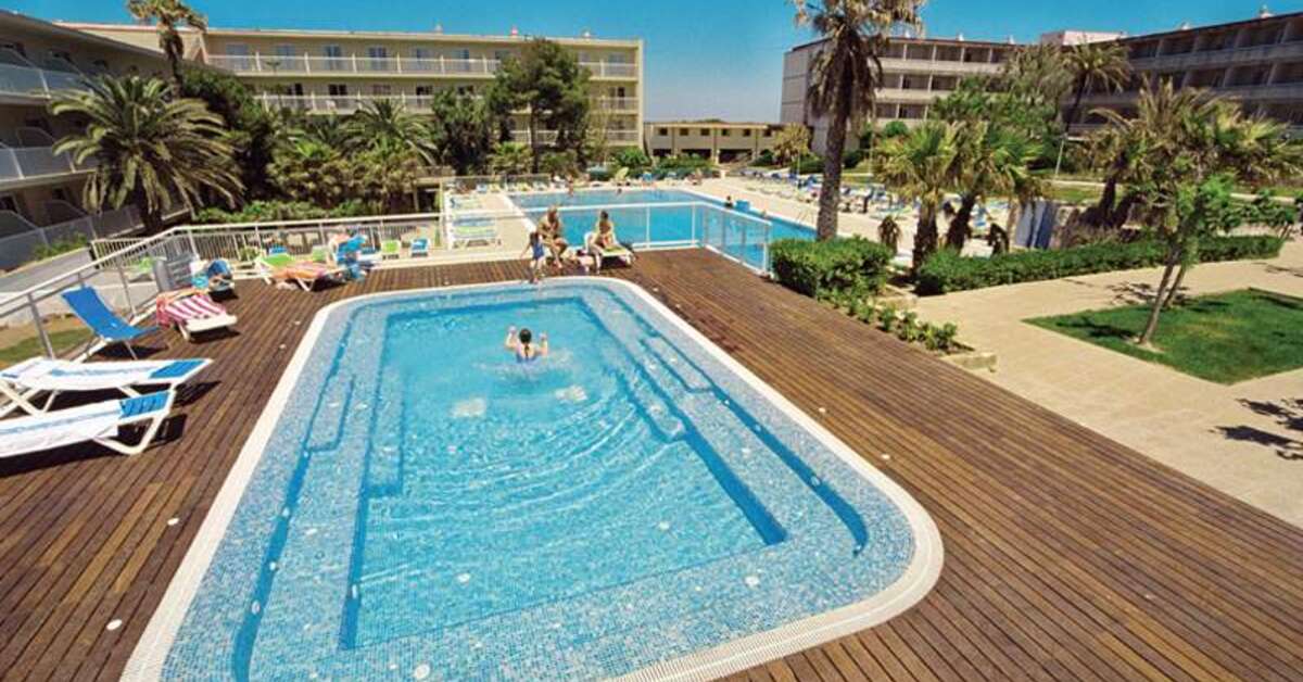 Een foto van het zwembad bij Club Hotel Aguamarina