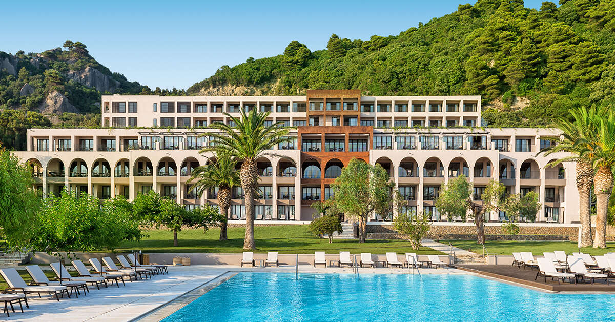 Een foto van het zwembad bij Domes of Corfu