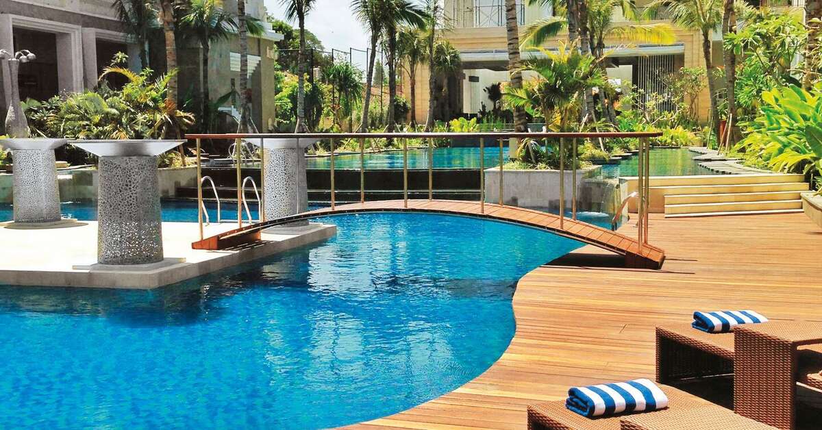 Een foto van het zwembad bij Sanur Resort Watujimbar