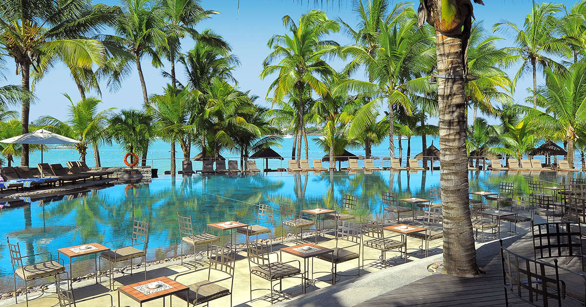 Een foto van het terras bij Mauricia Beachcomber