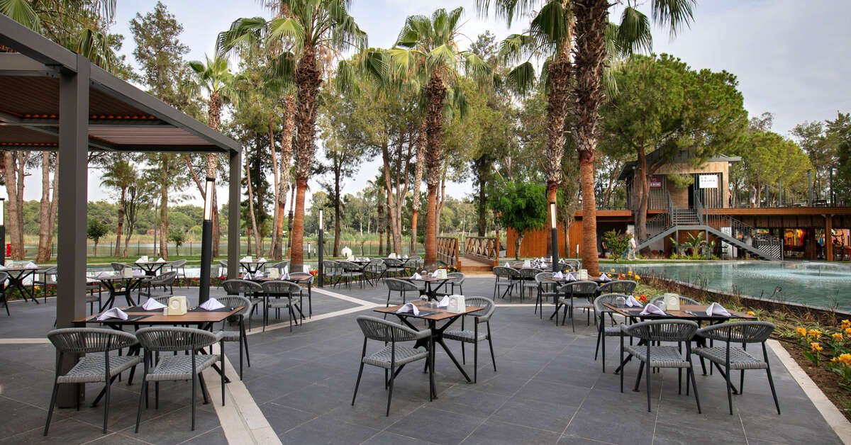 Ein Foto Megasaray Resort Side
