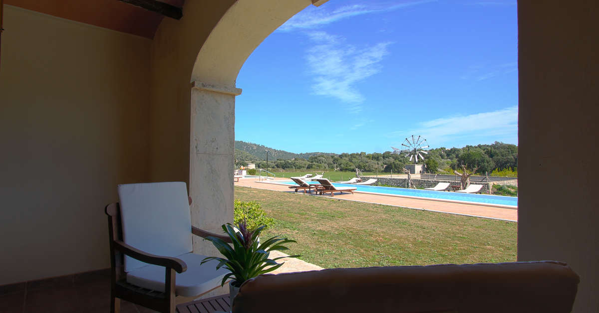 Ein Foto vom Pool im Eco Hotel Rural & Spa Monnaber Nou