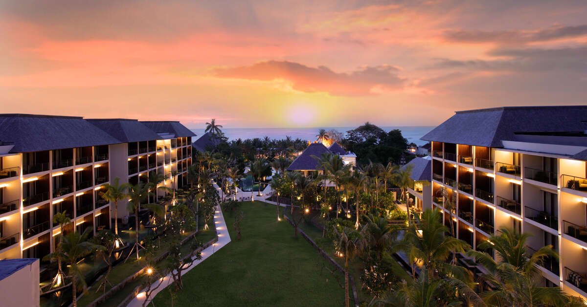 Een foto van de buitenkant van The Anvaya Beach Resort Bali