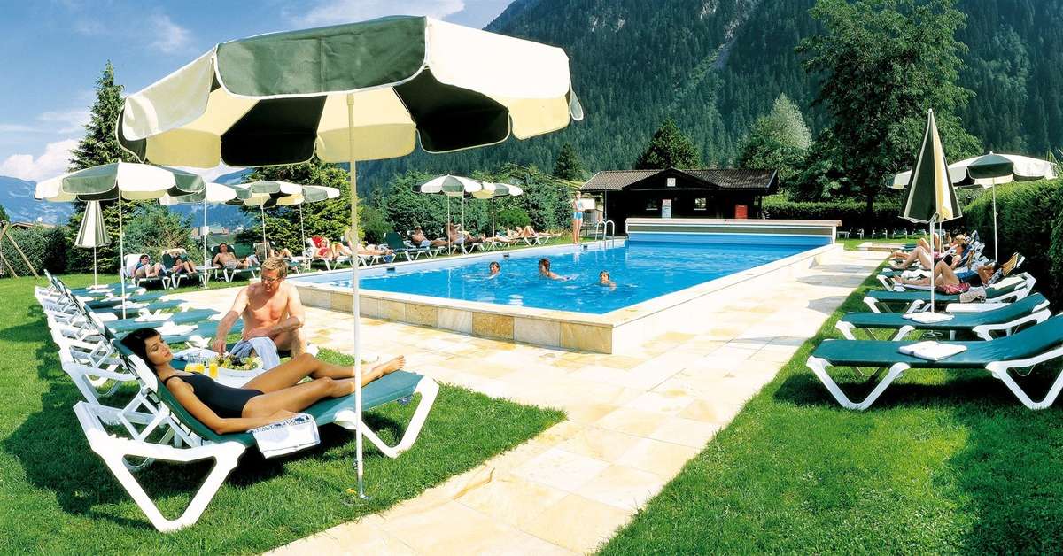 Een foto van het zwembad bij Hotel Berghof Mayrhofen