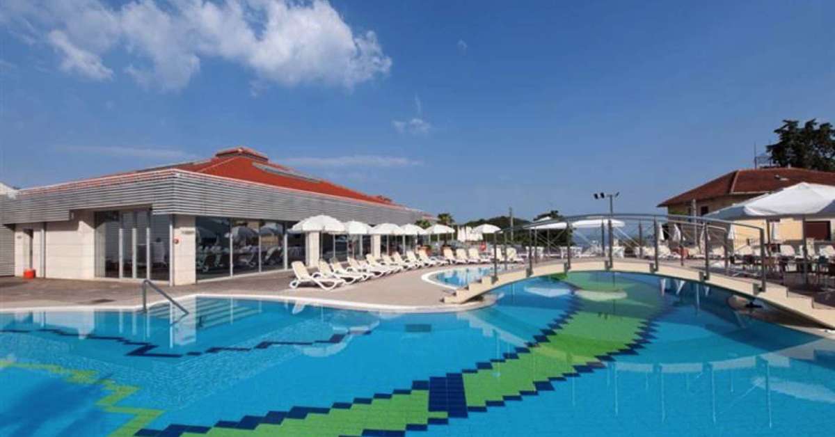 Een foto van het zwembad bij Hotel Pineta