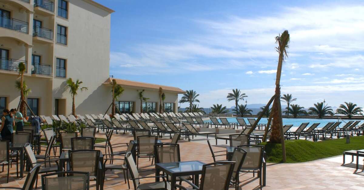 Een foto van het terras bij Vila Gale Santa Cruz