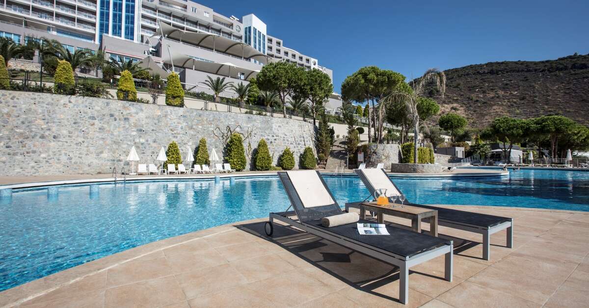 Een foto van het zwembad bij Aria Claros Hotel