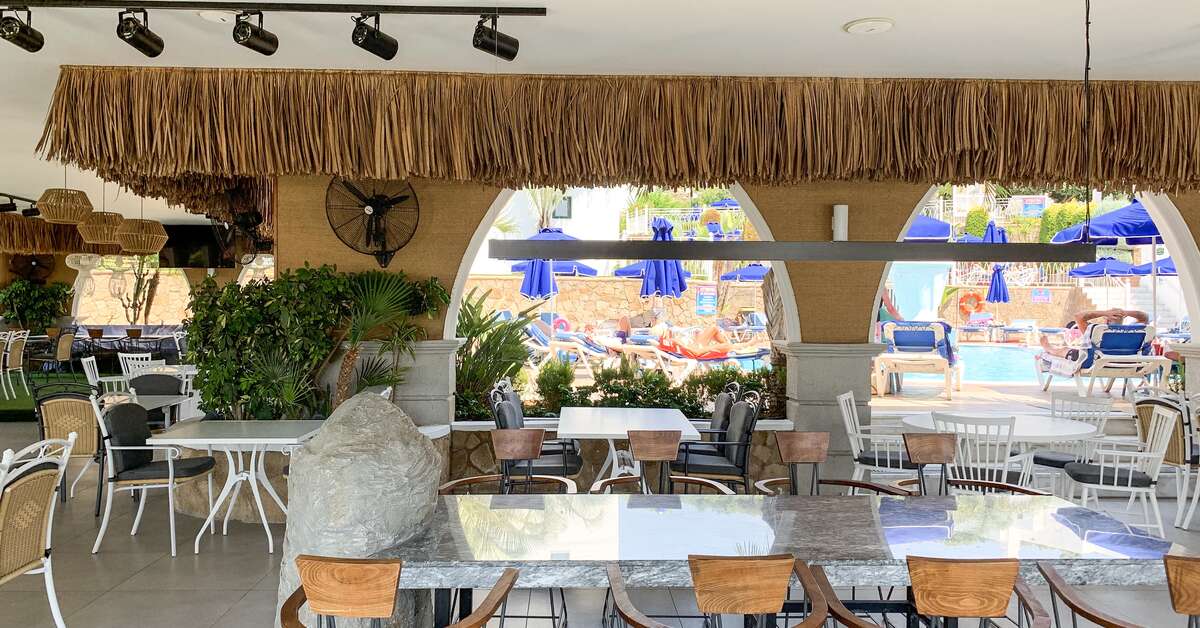 Een foto van de faciliteiten bij Pefkos Beach Hotel