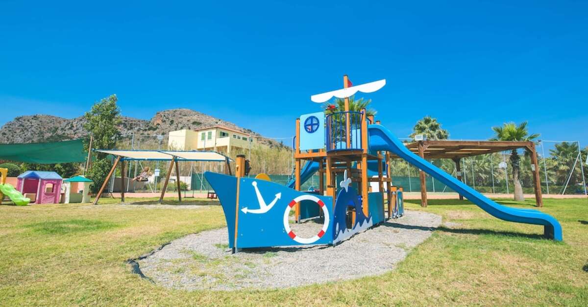 Ein Foto Kiani Beach Resort