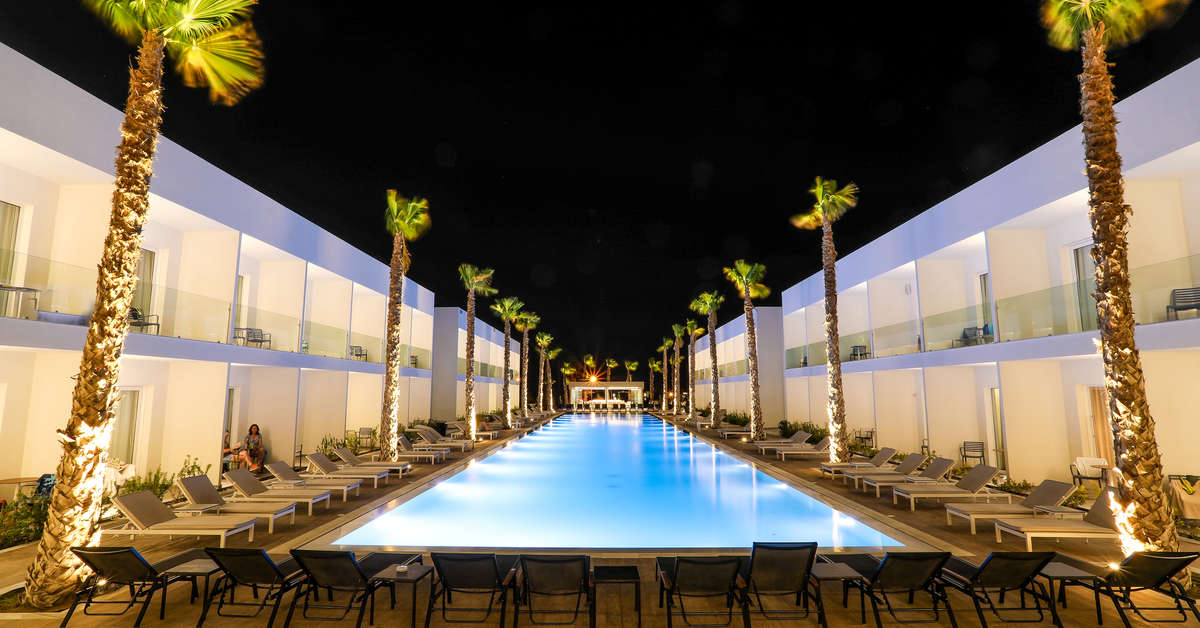 Een foto van het zwembad bij White Dreams Resort