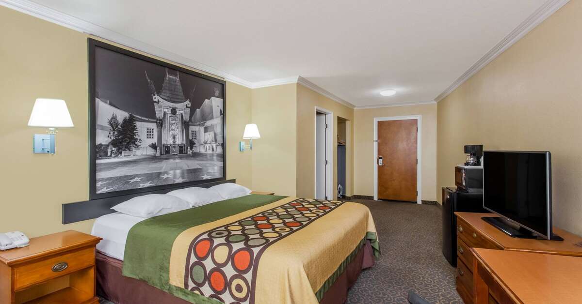 Een foto van Super 8 by Wyndham Los Angeles Downtown