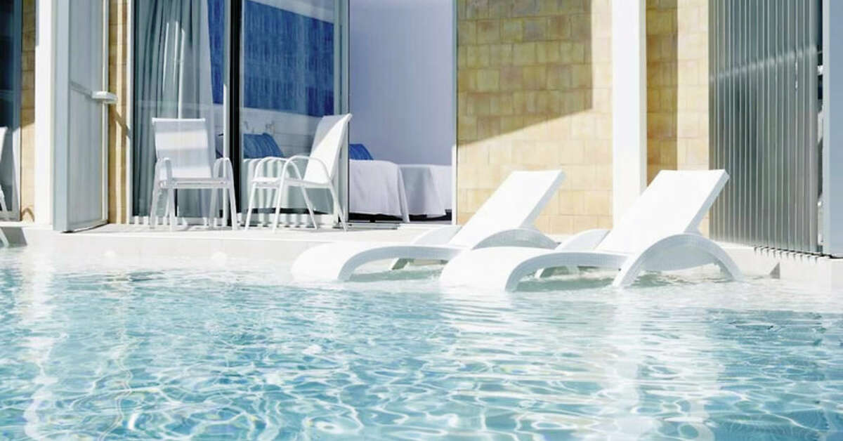 Ein Foto vom Pool im Reverence Mare Hotel