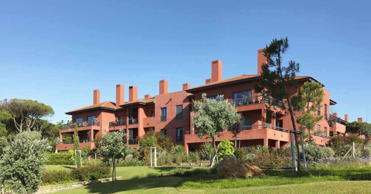 Een foto van de buitenkant van Sheraton Cascais Resort