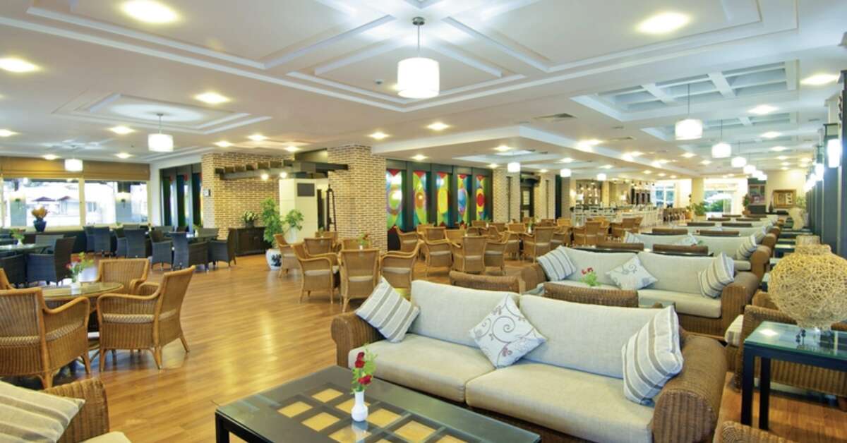 Ein Foto vom Innenbereich im Trendy Palm Beach