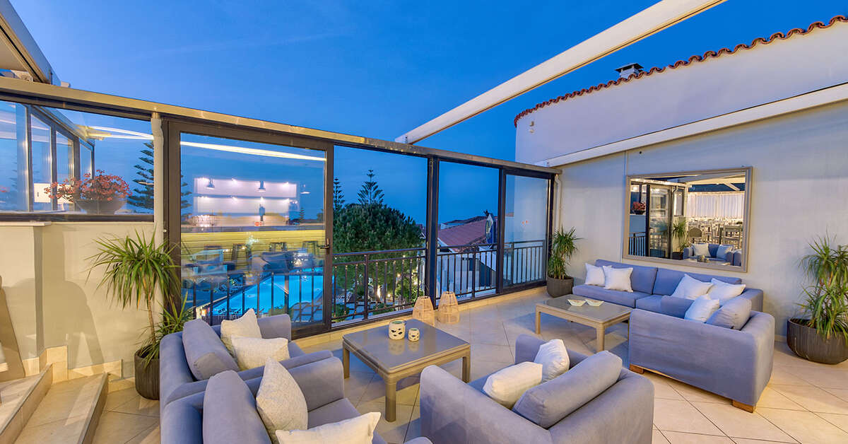 Een foto van het terras bij Contessa Hotel