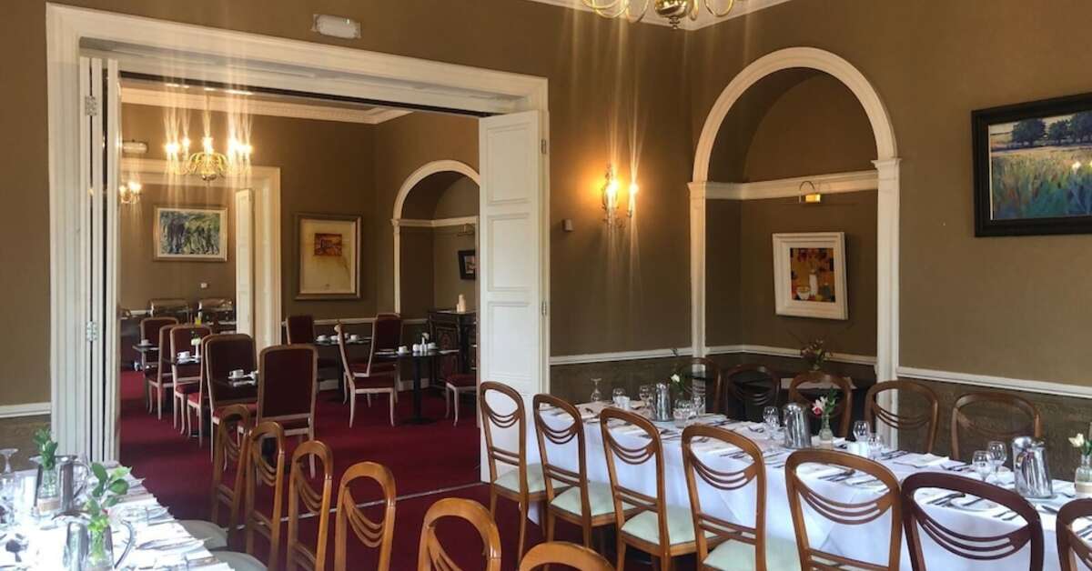 Een foto van Castle Oaks House Hotel