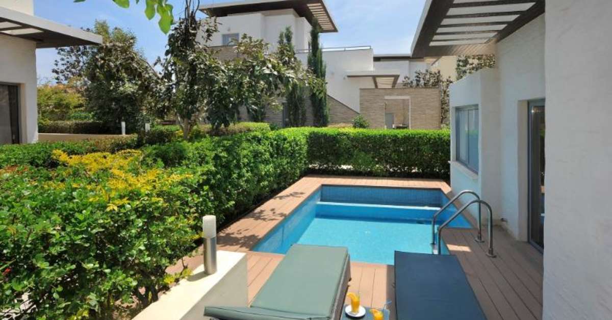 Een foto van het zwembad bij E-Hotel Spa & Resort