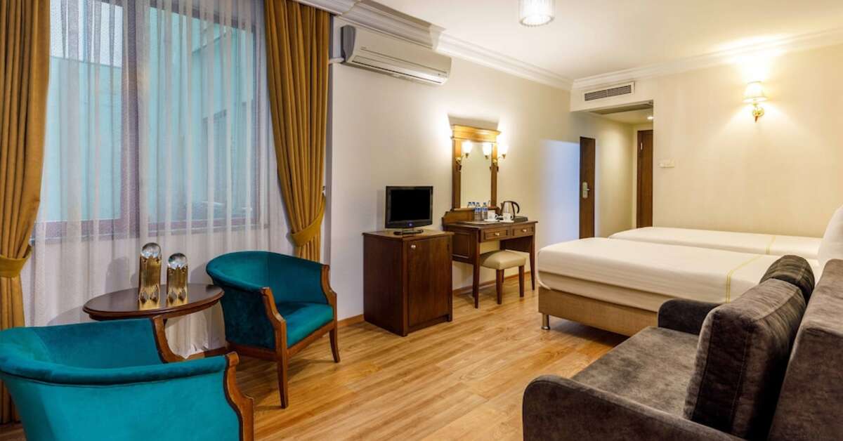 Een foto van Golden Crown Hotel
