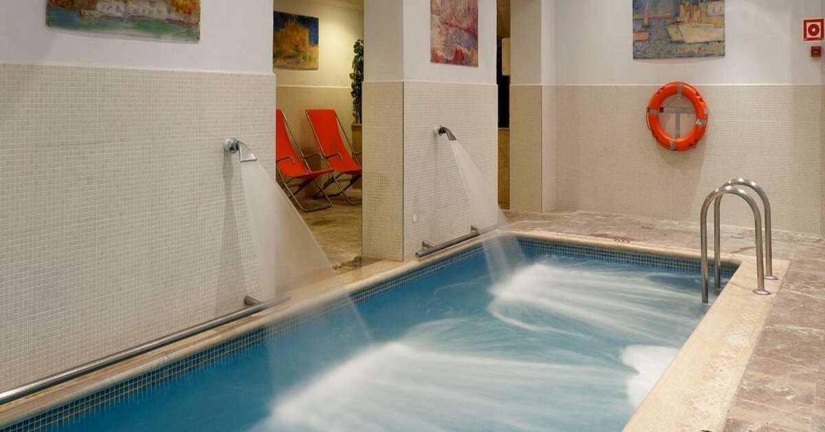 Ein Foto vom Pool im Hotel Mirador
