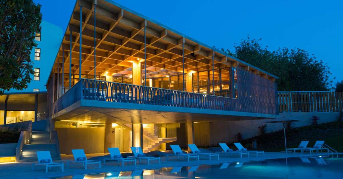 Een foto van het zwembad bij Ozadi Tavira Hotel