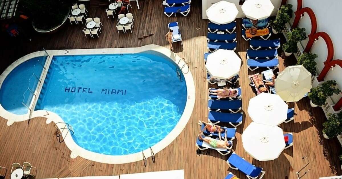 Een foto van het zwembad bij Hotel Miami