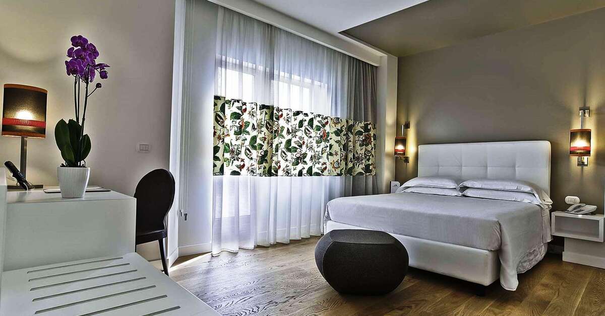 Ein Foto Caravel Hotel