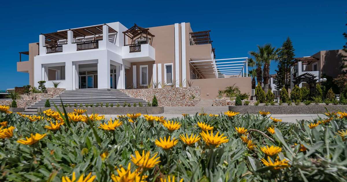 Een foto van de buitenkant van Gaia Village Hotel