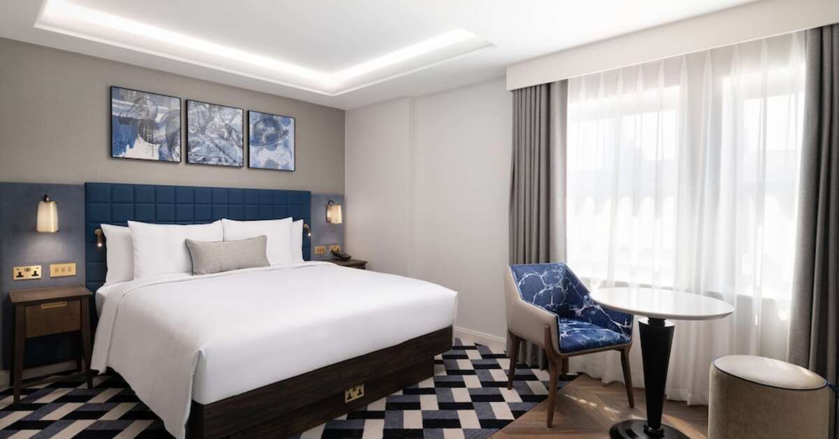 Een foto van Lost Property St. Paul's London Curio Collection by Hilton