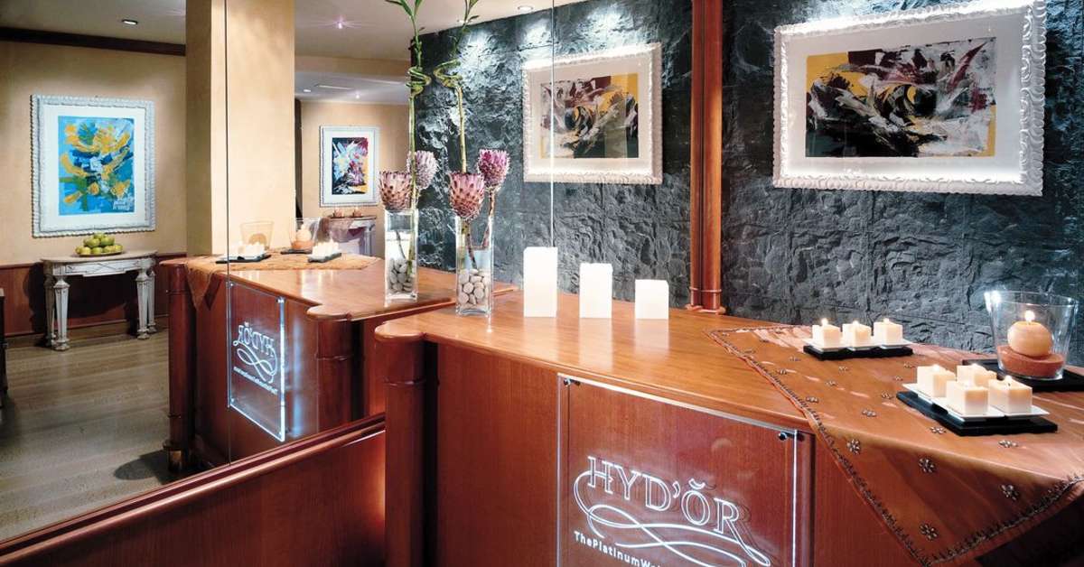Een foto van het interieur van Atlantis Bay