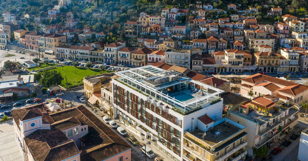 Een foto van de buitenkant van Las Hotel & Spa