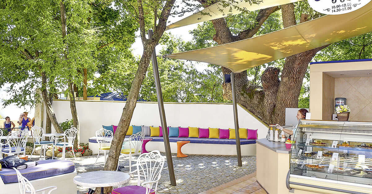 Ein Foto von der Terrasse im Grifid Club Hotel Arabella
