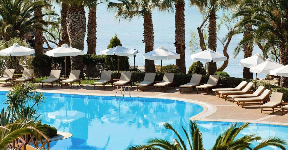 Een foto van het zwembad bij Sani Beach Hotel