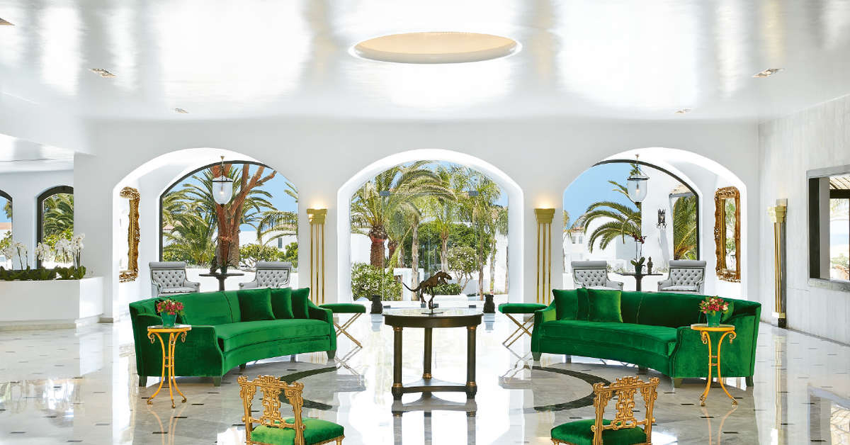 Een foto van het interieur van Grecotel Caramel Boutique Resort