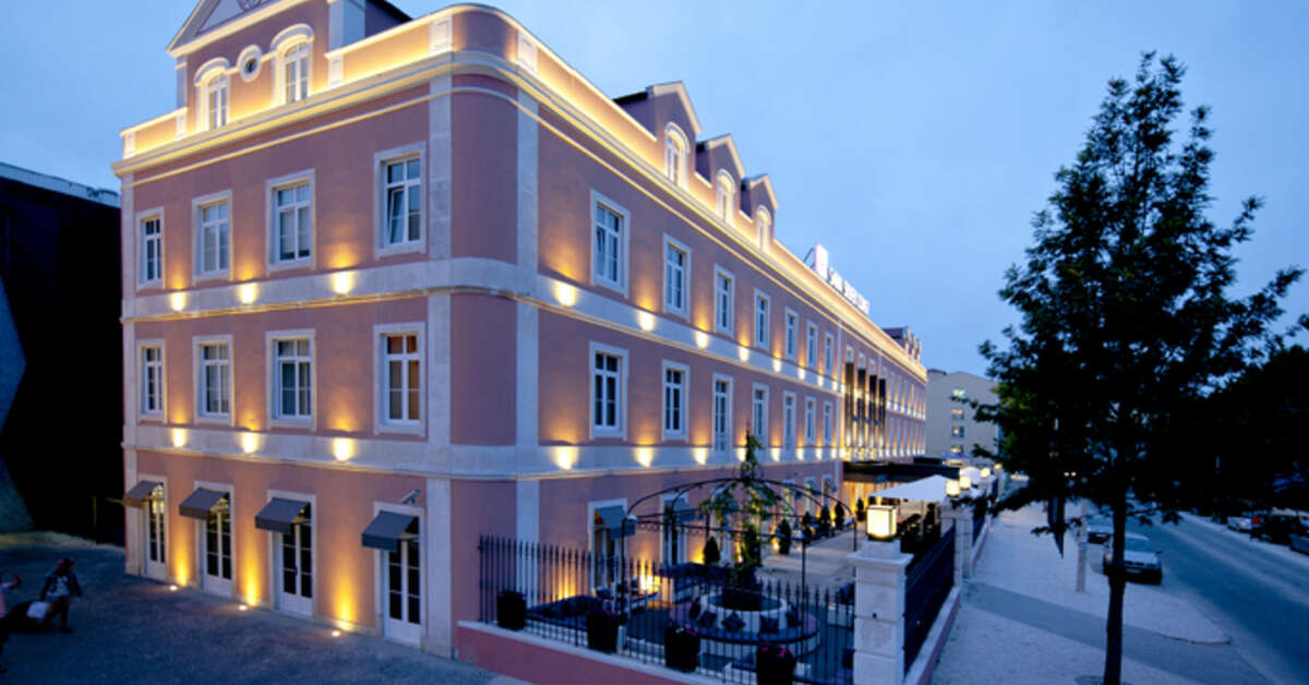 Een foto van de buitenkant van Sana Silver Coast Hotel