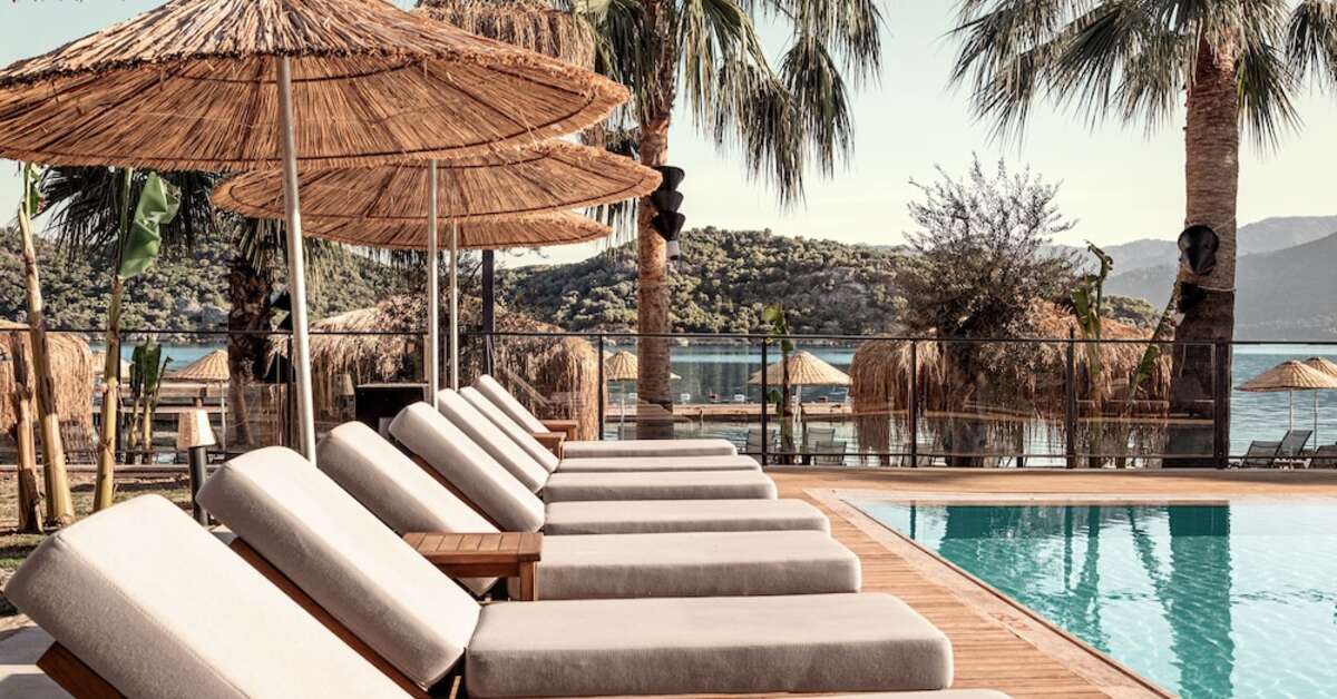 Een foto van het zwembad bij Cook's Club Adakoy Marmaris