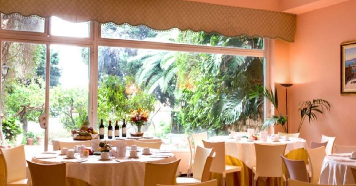 Een foto van Continental Hotel