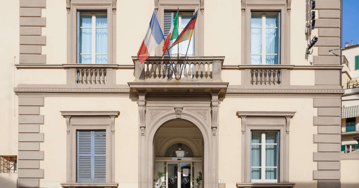 Een foto van Embassy Hotel