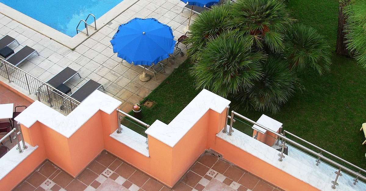 Een foto van het zwembad bij Versilia Palace Hotel