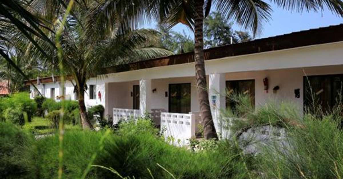 Een foto van de buitenkant van Holiday Beach Club Hotel