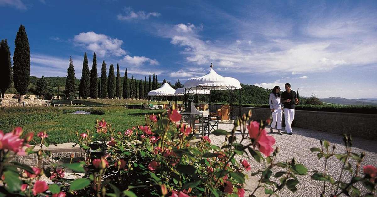 Een foto van het terras bij Fonteverde Tuscan Resort & Spa