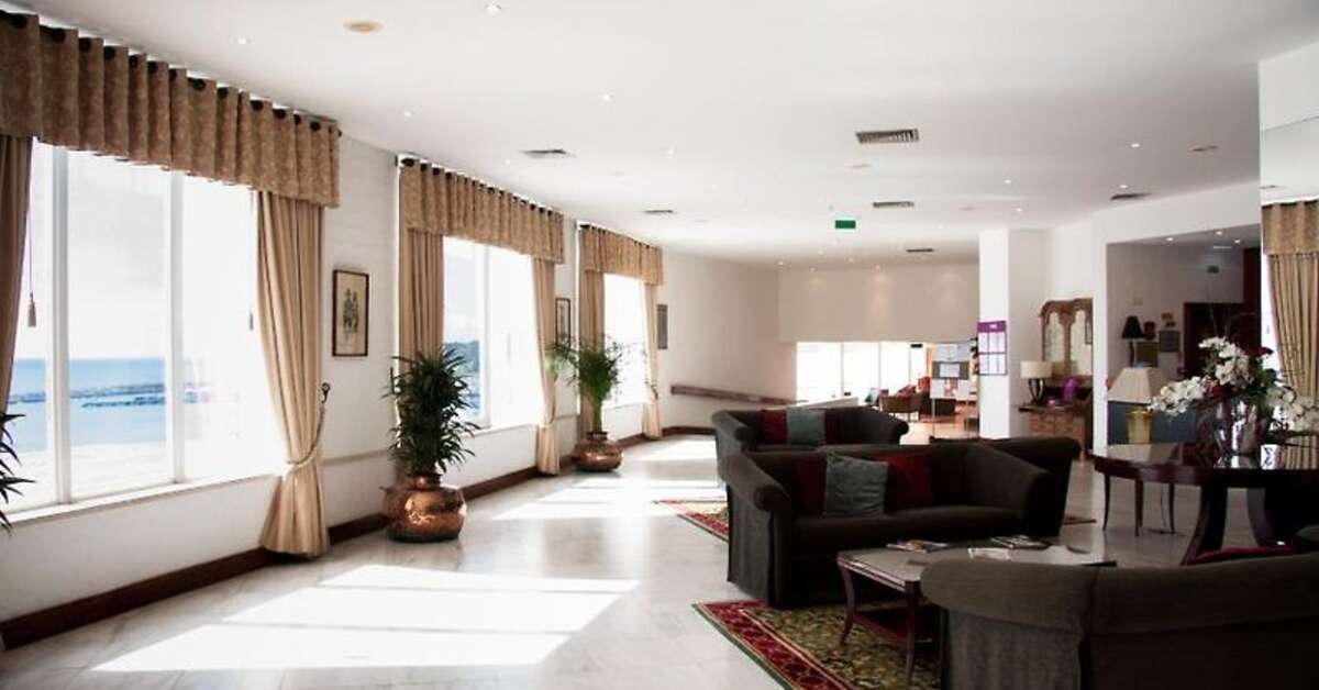 Een foto van het interieur van Hotel Do Mar