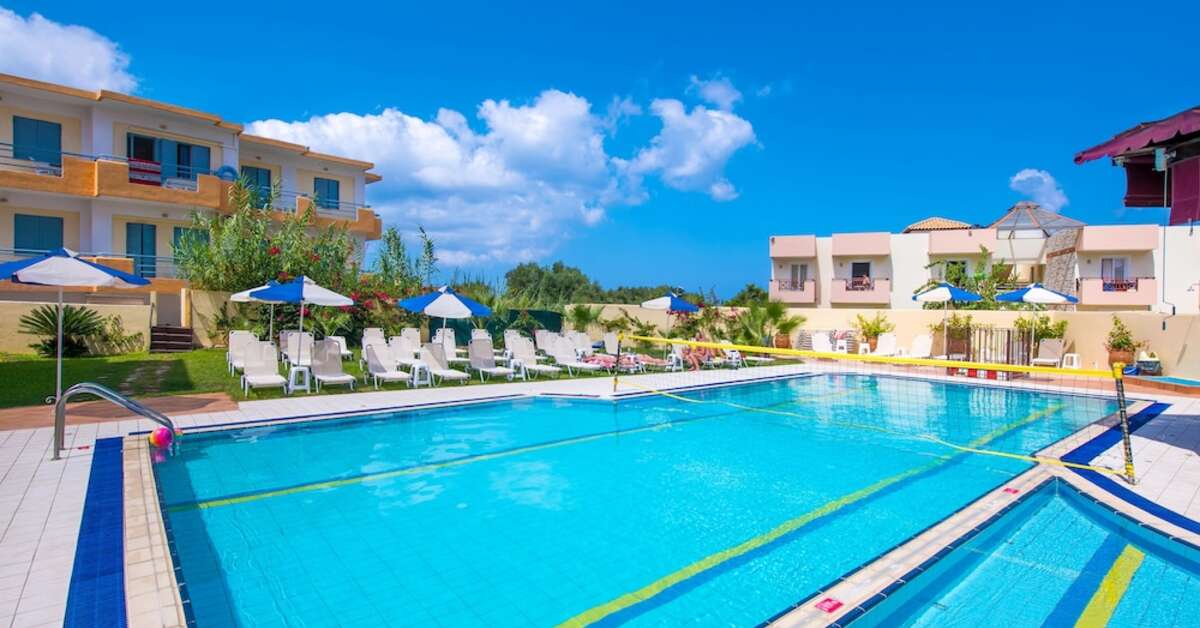 Ein Foto vom Pool im Irida Apartments Malia