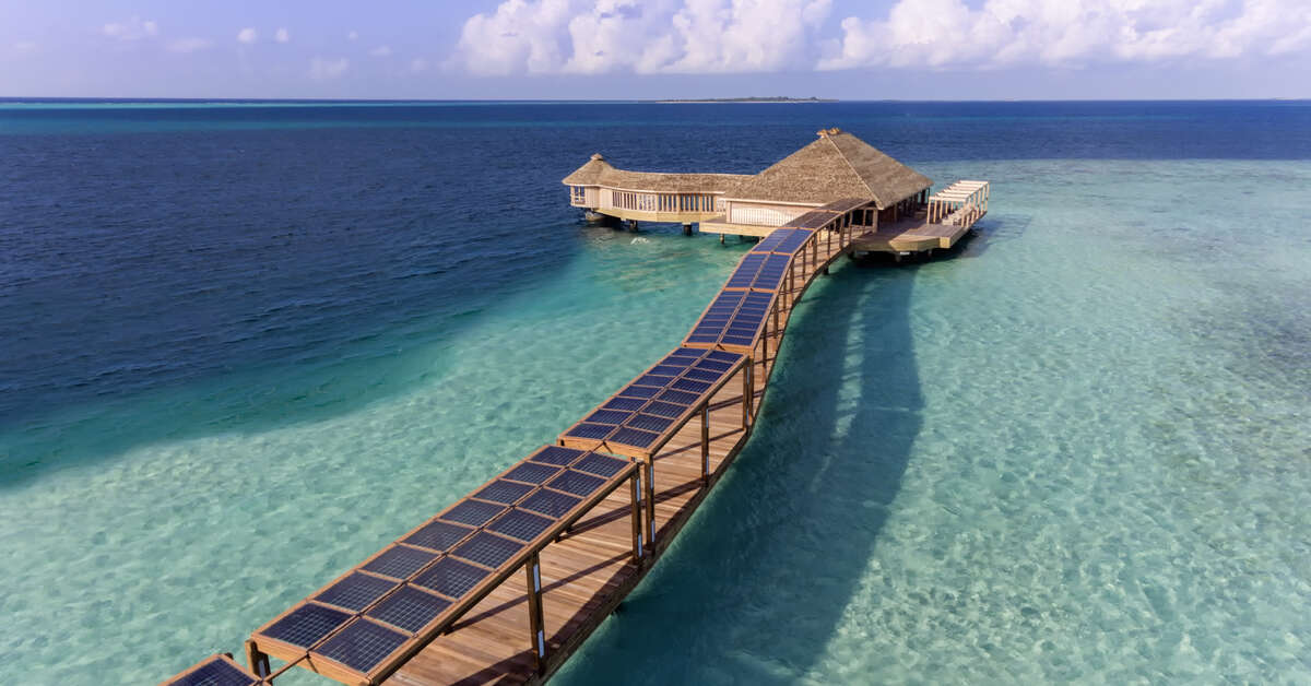 Een foto van de buitenkant van Hurawalhi Island Resort