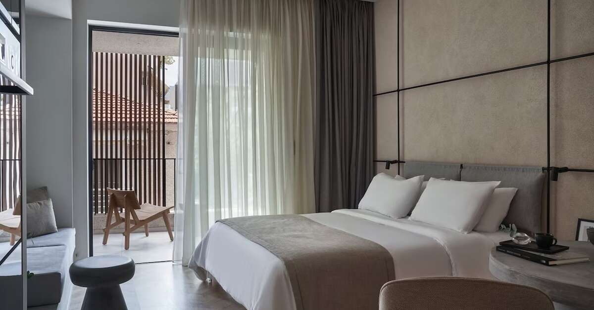 Een foto van The Newel Psychiko