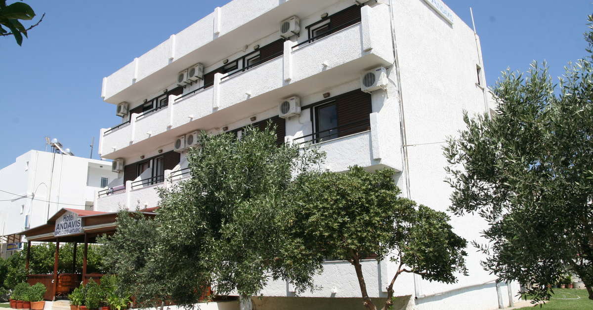 Een foto van de buitenkant van Andavis Hotel