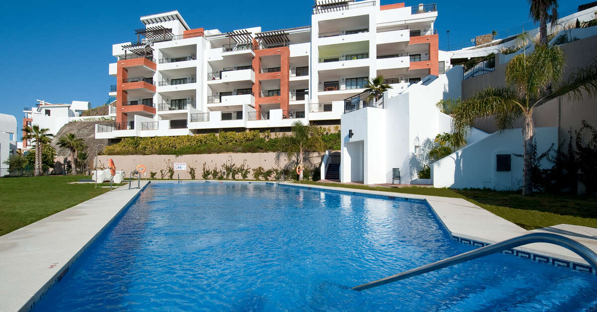 Een foto van het zwembad bij Olee Nerja Holiday Rentals