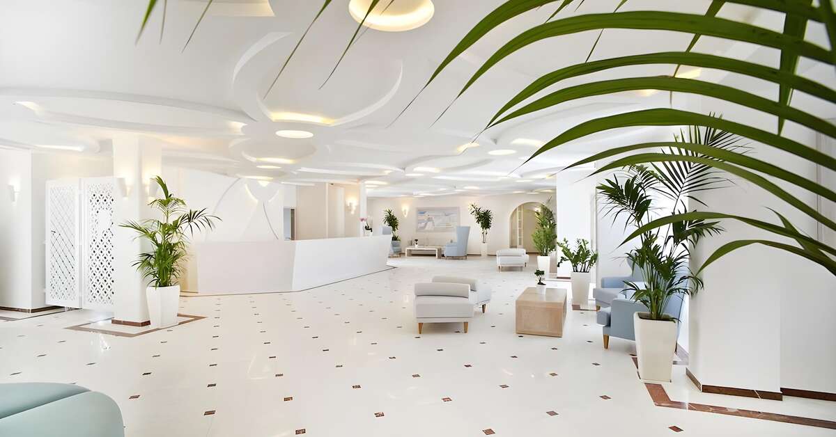 Een foto van het interieur van Santorini Palace Hotel