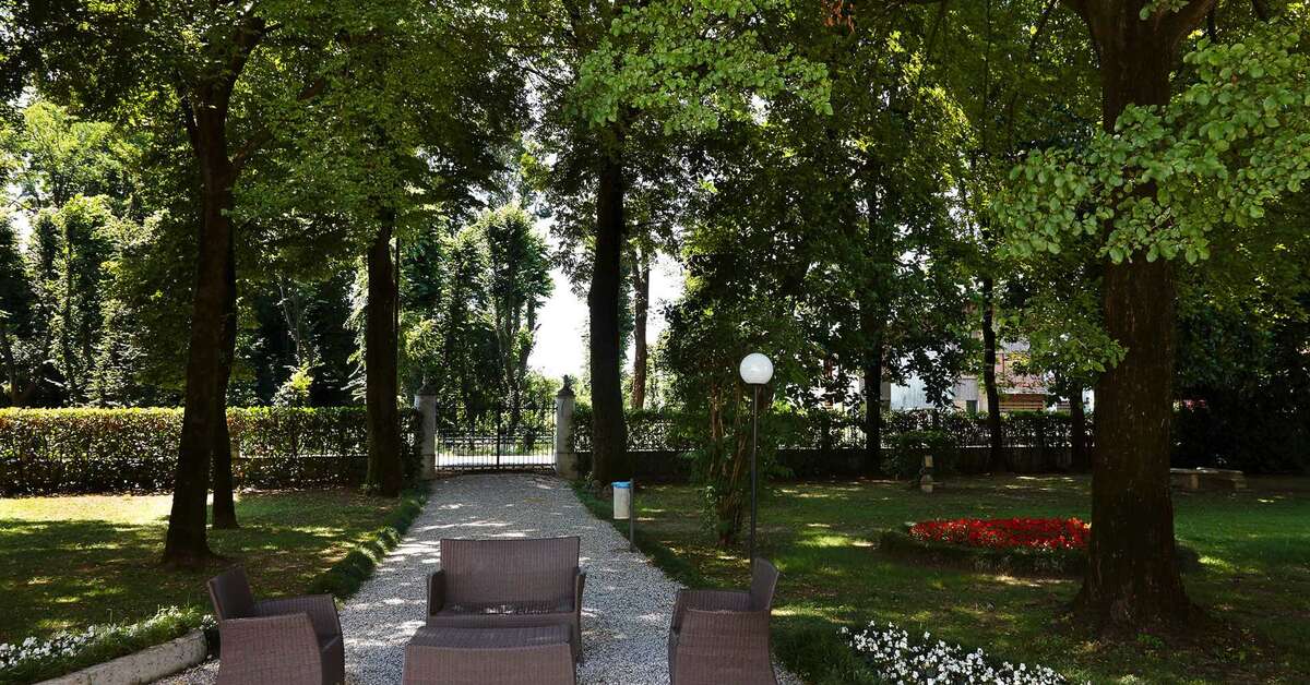 Een foto van de buitenkant van Villa Patriarca Hotel